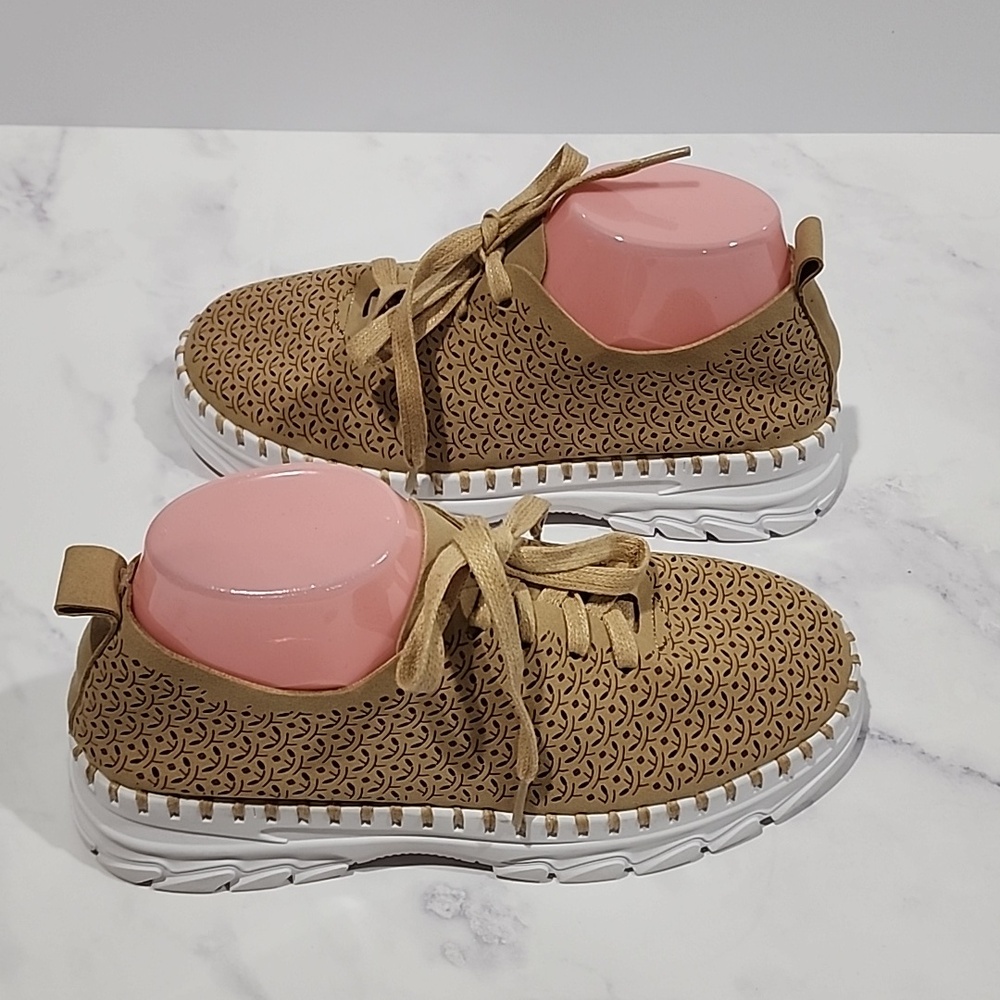 Patrizia Elodi Tan Lace-Up Shoes